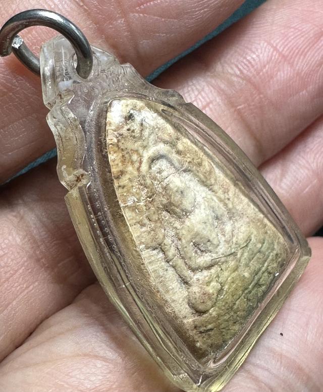 พระผงสรงน้ำ สมเด็จพระพุทธโฆษาจารย์ (เจริญ) วัดเขาบางทราย พิมพ์เสาเล็ก รูปที่ 5