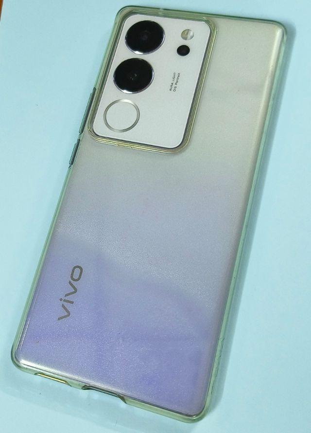 ขาย Vivo V29 สีสวย 3