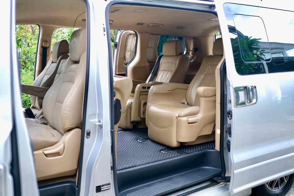 Hyundai Grand starex 2.5 Vip  19