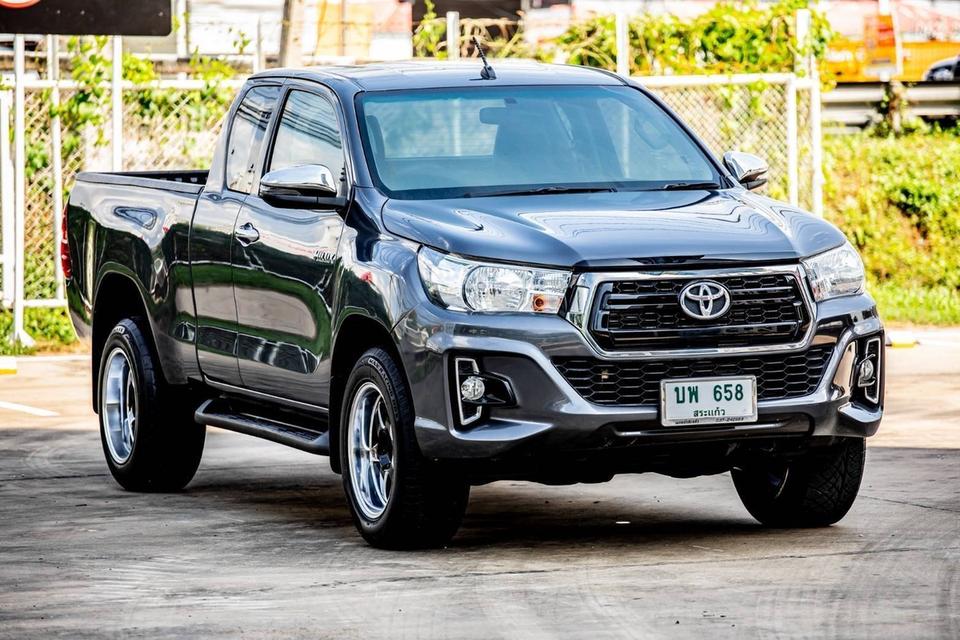 TOYOTA HILUX REVO 2.4 E PLUS PRERUNNER SMART CAB ปี 2019 สีเทา มือเดียวป้ายแดง 7