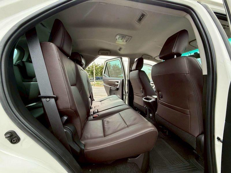 Toyota Fortuner 2.4 G 10