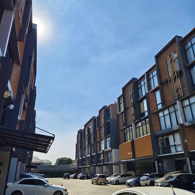 ทาวน์เฮ้าส์ ขายโฮมออฟฟิศ 5 ชั้น The Pride Sukhumvit 77 ขนาด 27 ตร.ว. ใกล้ BTS อ่อนนุช 1