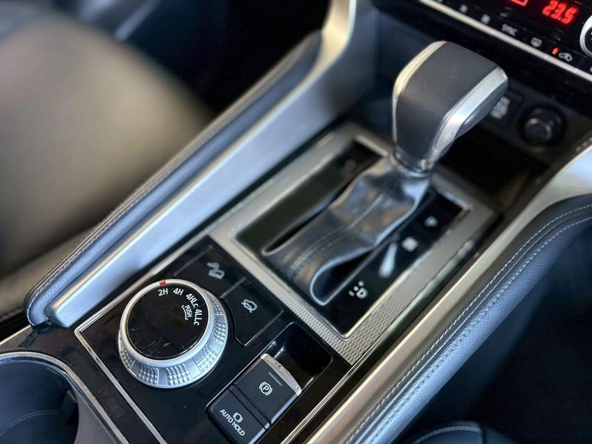 Mitsubishi Pajero 2.4GT 4wd ปี21 8