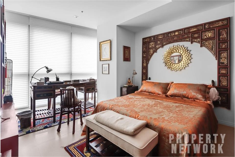 4-BR Condo at The River Condominium near BTS Saphan Taksin 3