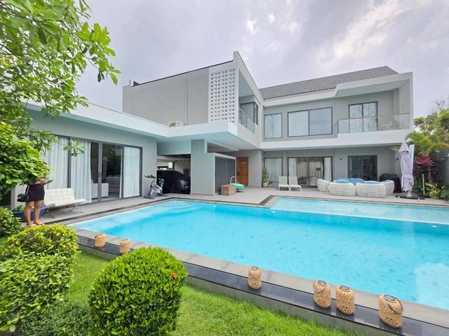 ขายวิลล่าหรูใกล้โรงเรียนTara Pattana International School โลเคชั่น : ทุ่งกลม-ตาลหมัน พัทยา 1