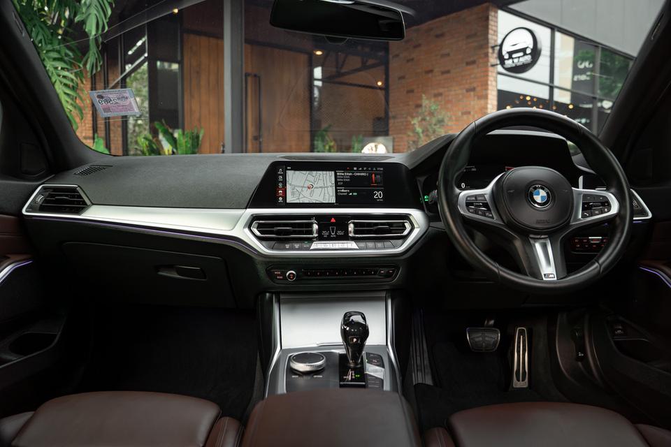 “BMW 320d M Sport“ โฉม G20 ปี 2021 🏁พร้อม BSI ศูนย์ ถึง 2026