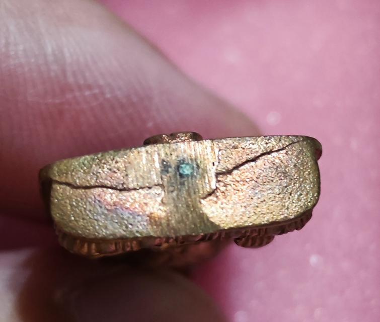 เหรียญบุเรงนองหลังกบ เนื้อทองแดง หลวงพ่ออุตตมะ