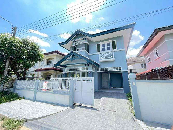 H-108 : บ้าน Renovate ใหม่ทั้งหลัง 50 ตร.วา ม.ฟลอร่าวิลล์ ถ.สุวินทวงศ์ 38 หนองจอก