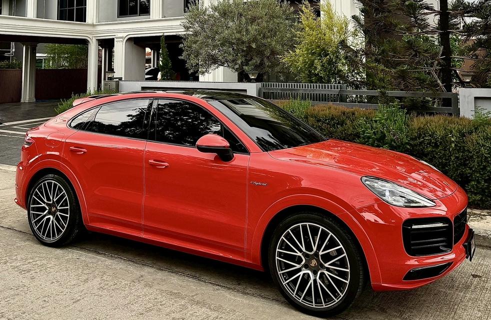Porsche Cayenne Coupe E-Hybrid