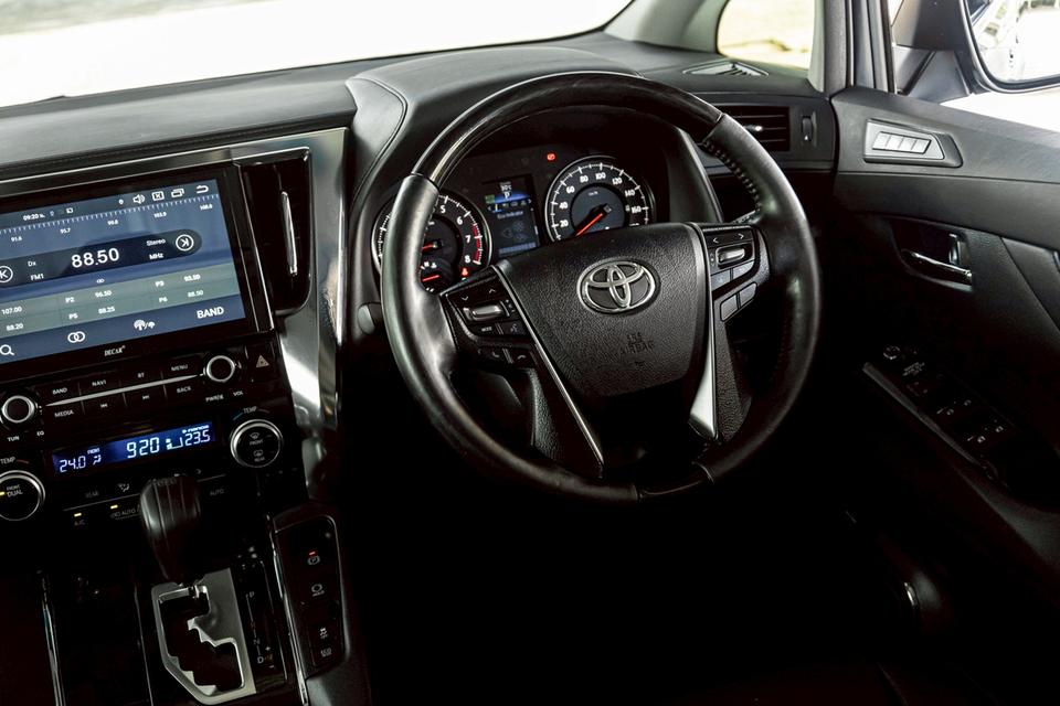 ⚡Toyota Alphard 2.5 SC Package ปี 2016 รถตัวท๊อปสุด เจ้าของเดียว รูปที่ 8