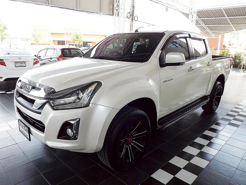 รหัสรถ KCY2549 📌 ISUZU D-MAX HI-LANDER CAB 4 1.9Z DVD เกียร์ธรรมดา ปี 2018 รูปย่อยที่ 4
