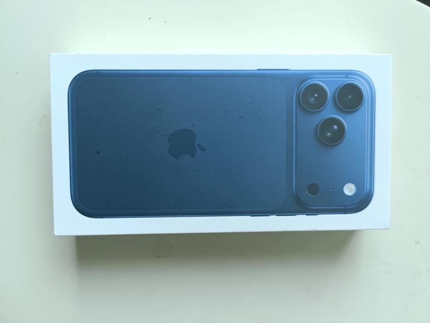 iPhone 17 pro max 256gb Deep Blue