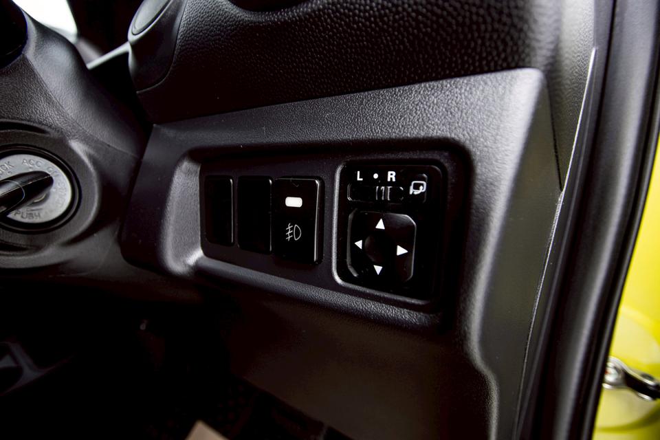 MITSUBISHI MIRAGE 1.2 GLX  2012  11