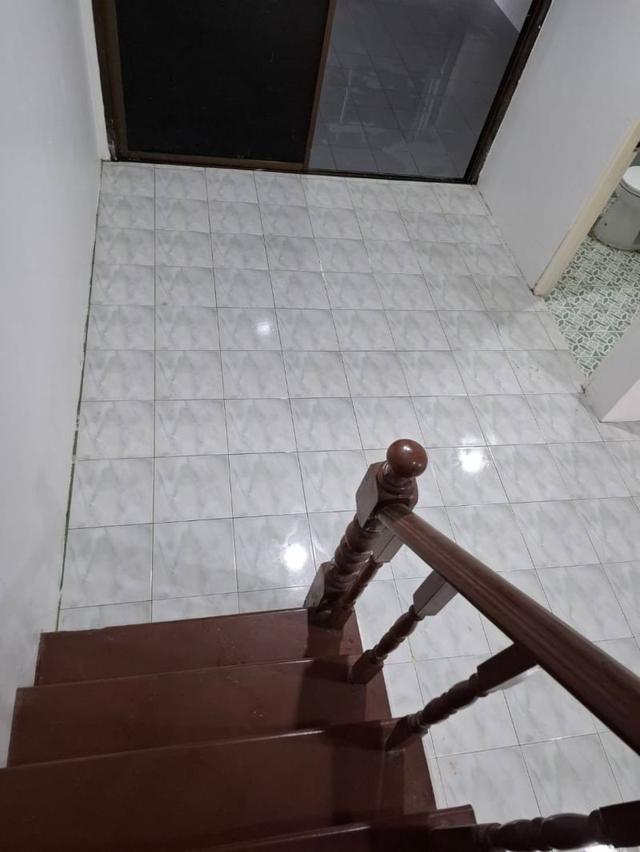 ขาย:ทาวน์เฮ้าส์ 2 ชั้น  มบ.ณัฐกานต์3-5 ถ.พหลโยธิน52 แยก11  13