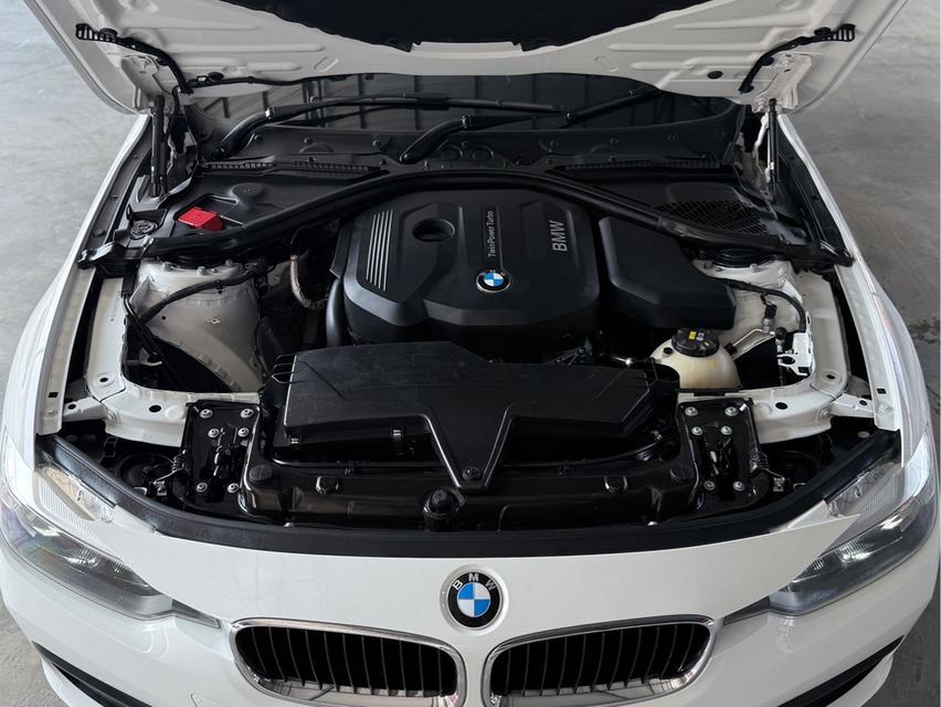 รหัสรถ WRT3555 2016 (จดทะเบียน2017) BMW SERIES 3, 318i โฉม F30  17