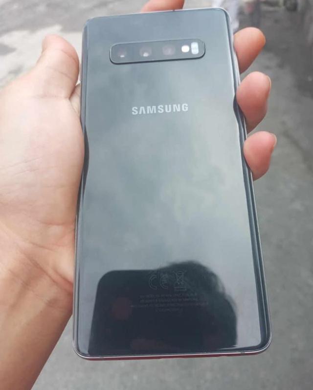 Samsung Galaxy S10 + เครื่องสีดำ สภาพดีมาก