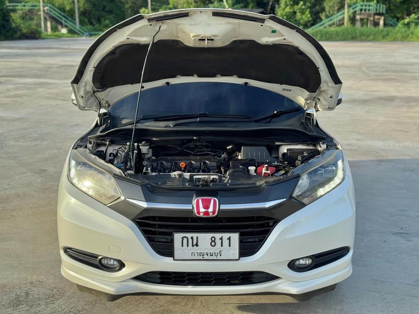 HONDA HRV 1.8 EL SUNROOF ปี 16. สีขาว ออโต้  สวยหรูสปอร์ตน่าขับมากๆ