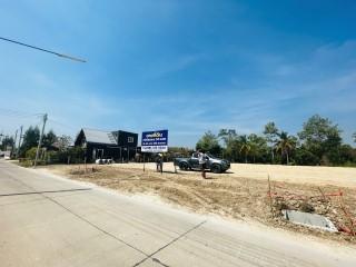 ขายที่ดิน 340 ตรว. ยกแปลง 2500000 ใกล้ทะเลหาดแม่พิมพ์ 8 นาที อยู่ระยอง แกลง 2