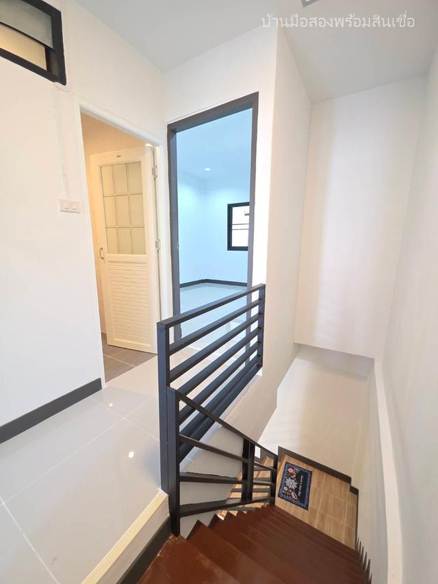 หมู่บ้านรุ่งนภา ร่มเกล้า 16 16