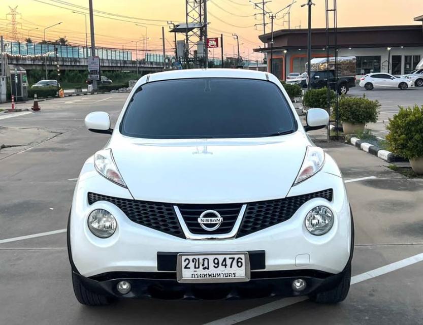 ขาย NISSAN JUKE สีขาว