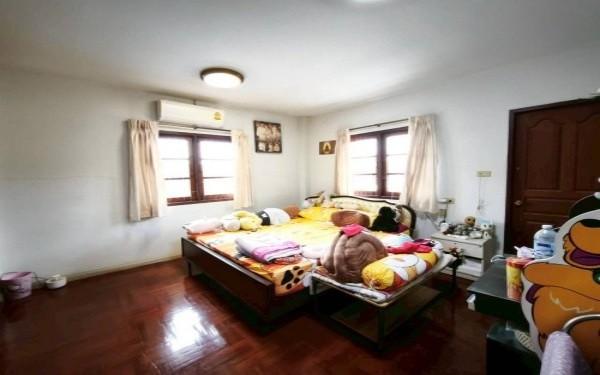 ขายด่วน! บ้านเดี่ยว 2 ชั้น หลังใหญ่ ทำเลดี เนื้อที่ 72 ตร.ว. ใกล้มหาลัยธุรกิจบัณฑิต เดอะมอลล์งานวงศ์วาน ห้างพันทิพย์ เซ็นทรัลรัตนาธิเบศร์ 5