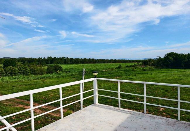 ขายที่ดิน ท่าม่วง กาญจนบุรี พร้อมบ้านพักตากอากาศ เนื้อที่ 2 ไร่ บ้านสวย บรรยากาศดี