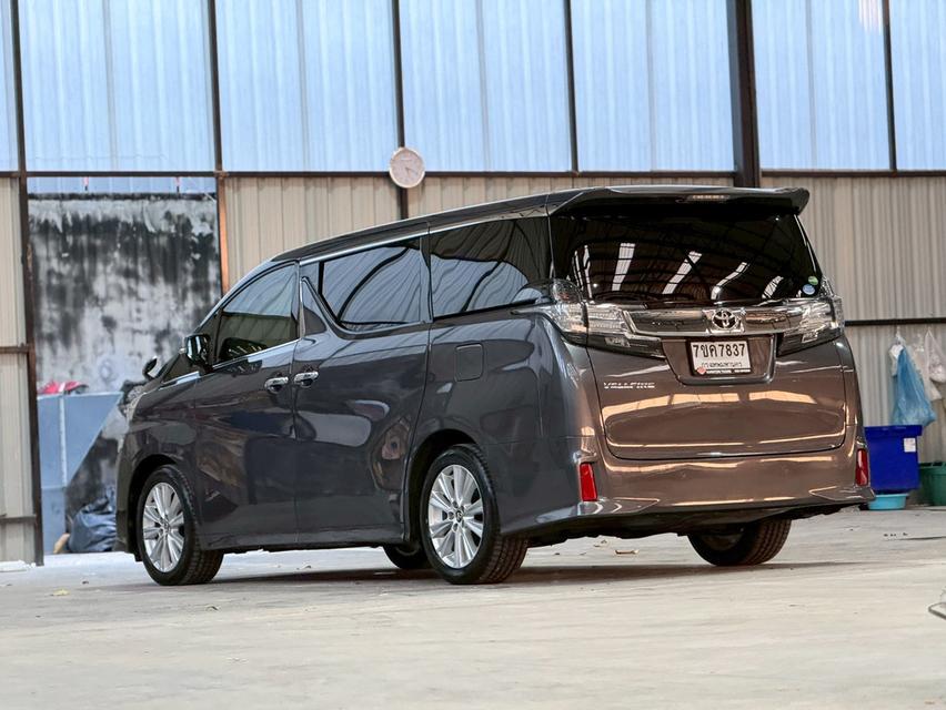 Toyota Vellfire 2.5Z ปี15