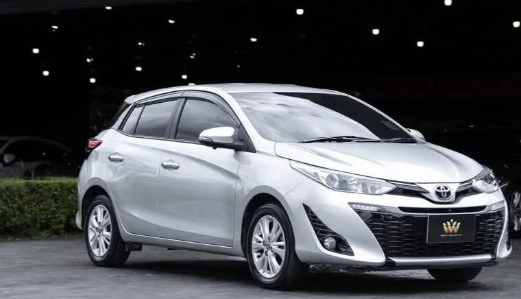 Toyota 1.2G hatchback auto 9 หมื่น