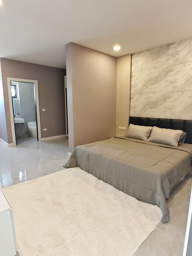 New villa style modern Pattaya 120,000/month 15