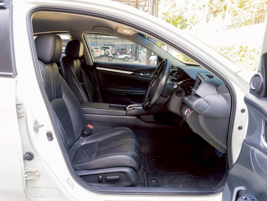 HONDA CIVIC 1.8EL ปี 2016 ♨️ #ประกันเครื่องเกียร์3ปี3หมื่นkm ♨️ 9