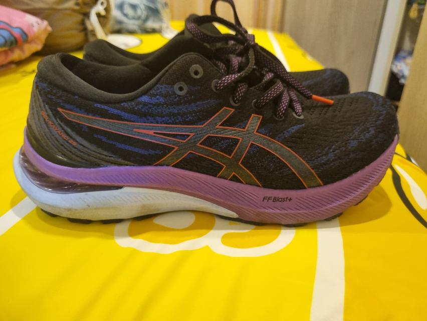 รองเท้าผ้าใบ asics สภาพดี  4