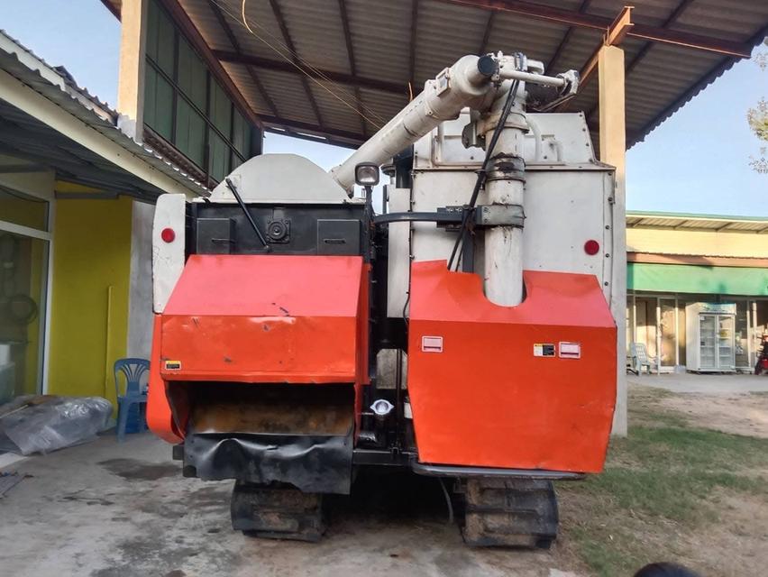 รถเกี่ยวข้าว Kubota DC70G ปี 59 4