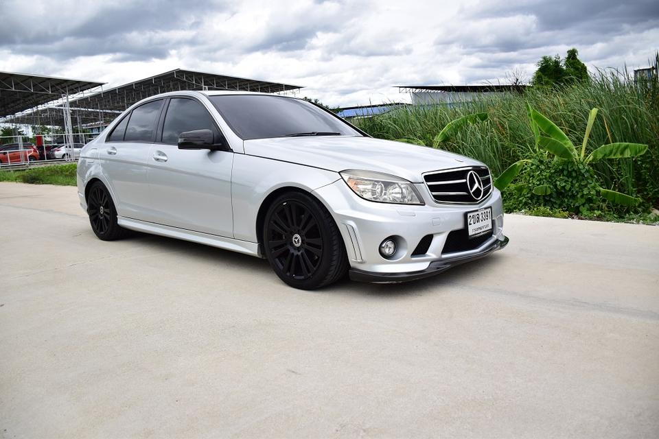 ขายเพียง 268000บาท BENZ C200 คอมเพลสเซอร์ แอร์จอ พ.มัลติ ขับดีมาก เบาะหนังไฟฟ้าเมเมโมรี่ 3จุด ภายในใหม่กิ๊ฟ เอกสารครบพร้อมโอน โทร0957401229 ไอดีไลUTBP