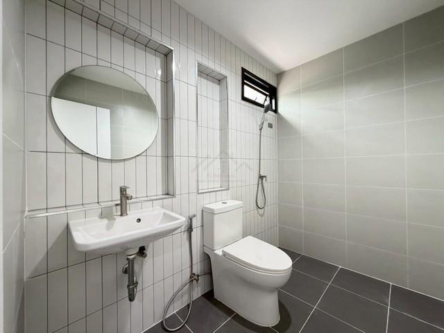 ขาย ทาวน์โฮม 3 ชั้น 4 ห้องนอน เล่นระดับ นาคนิวาส 37 โชคชัย 4 ใกล้เลียบด่วน 7