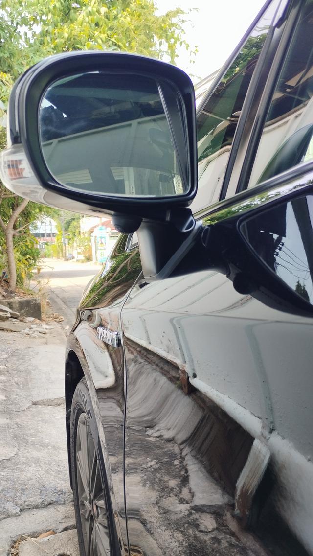 Toyota Prius 1.8 TRD Sportivo 2013 รูปที่ 6