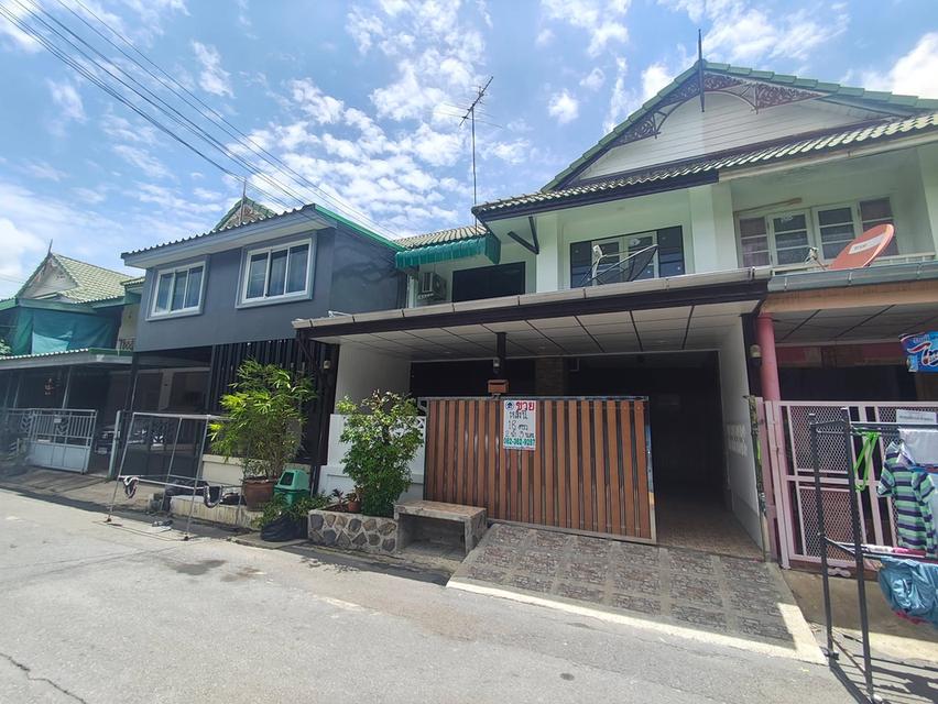 ขายทาวน์เฮ้าส์ ปรับปรุงแล้ว เนื้อที่ 18 ตรว.3ห้องนอน 2ห้องน้ำ   หมู่บ้านพฤกษา14 ซอยวัดลาดปลาดุก บางบัวทอง นนทบุรี ซ 2