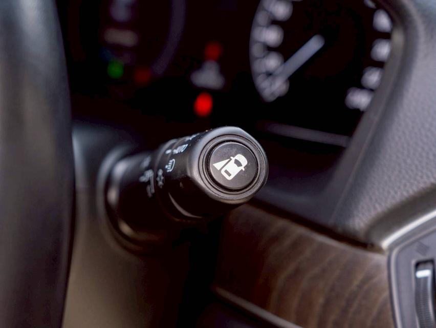 Honda Accord 1.5El ปี23 12