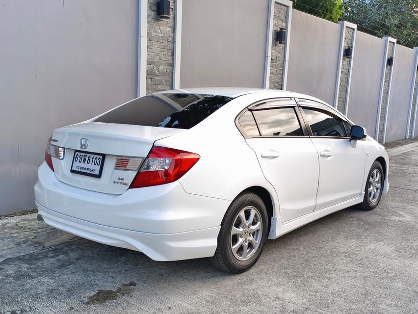 HONDA CIVIC FB 1.8S AUTO รถมือเดียว 2012 รูปย่อยที่ 4