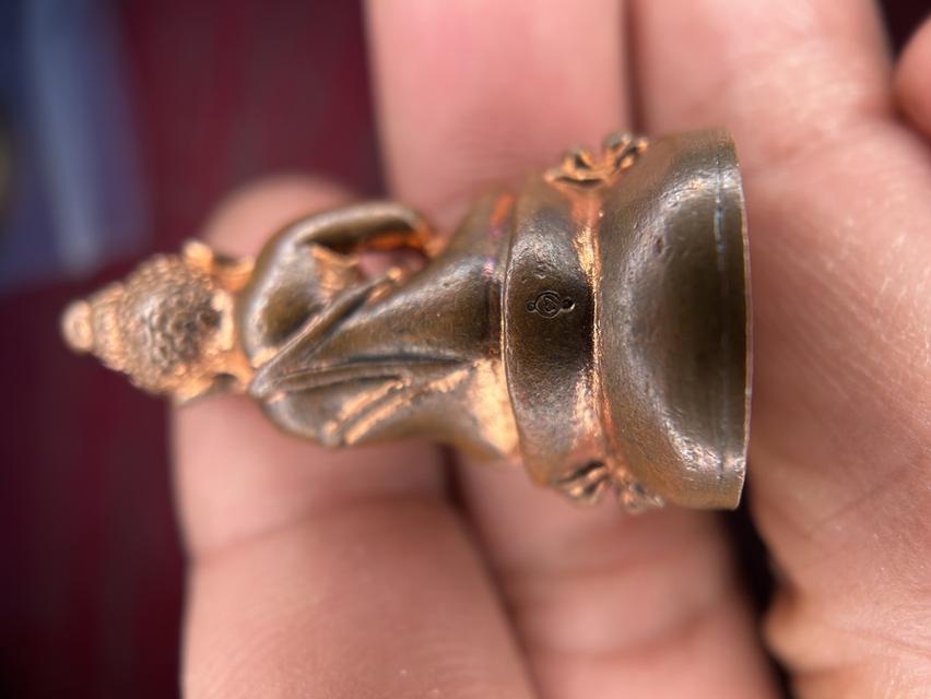 พระกริ่งจักรพรรดิหลวงปู่หมุน