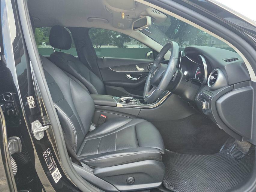Mercedes-Benz C350e Avantgarde ปี 2018 สีดำ รถศูนย์ รถสวย พร้อมใช้งาน รูปที่ 19