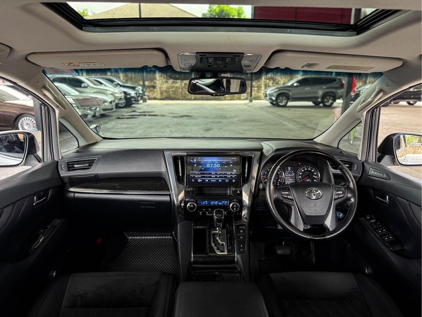 รหัสรถ WRT9108 2016 TOYOTA VELLFIRE, 2.5