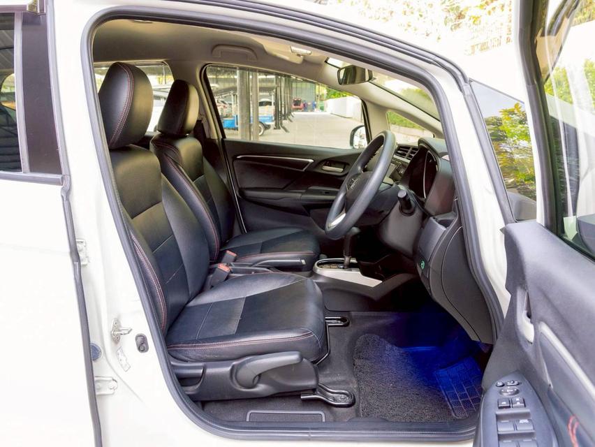 Honda jazz 1.5V+  ปีจด 2019 ♨️ #ประกันเครื่องเกียร์3ปี3หมื่นkm♨️ 13