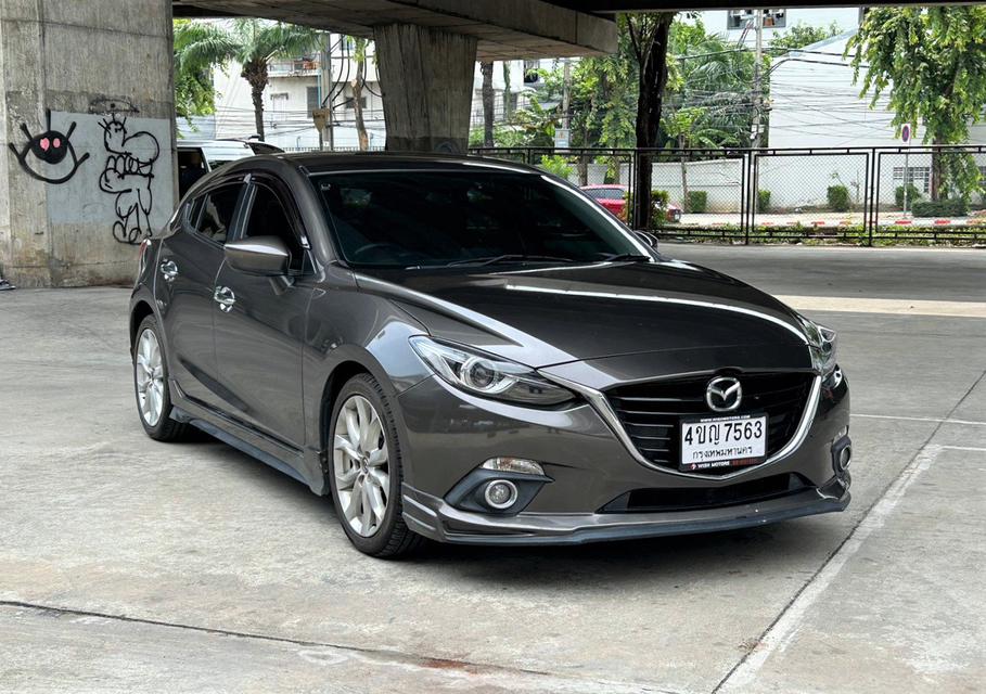 Mazda-3 2.0 S Hatchback Auto  ปี 2016 1