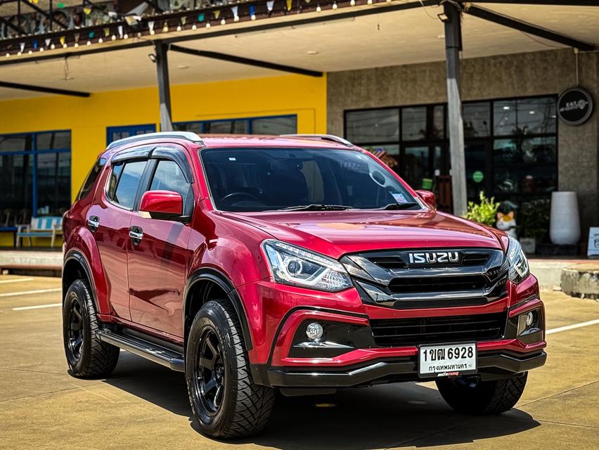 Isuzu MU-X 1.9DVD The Onyx ปี20