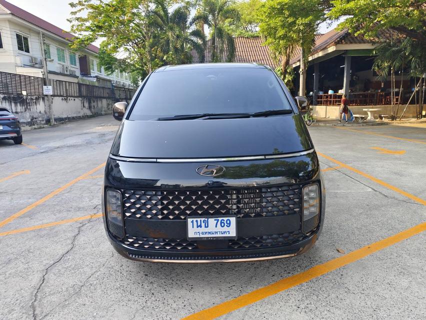ต้องการขายรถมือสอง Hyundai staria