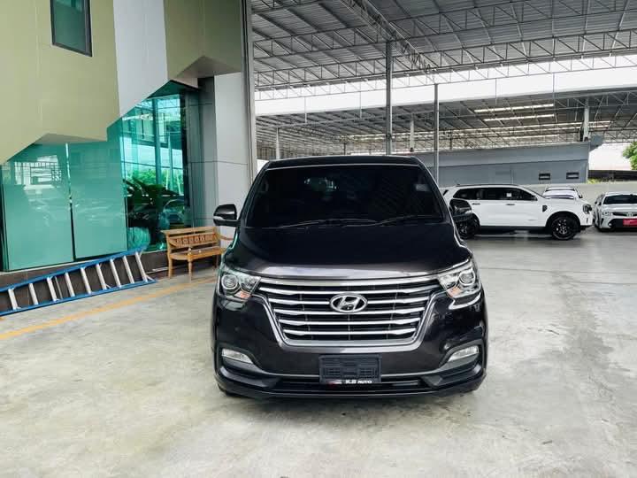 รีบขาย HYUNDAI H-1 3