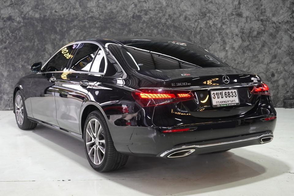 รหัสรถ JRS6833 Mercedes Benz 300e ปี 2022