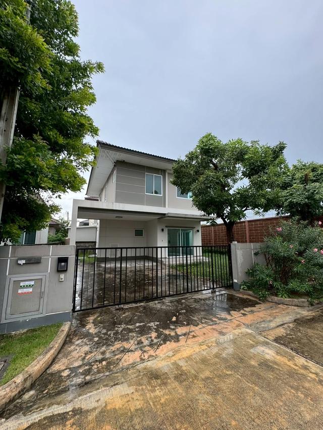 U1448 ให้เช่าบ้านเดี่ยว2ชั้น หลังมุม หมู่บ้านcasa ville รังสิต-คลอง 2 ถนนรังสิต-นครนายก บ้านทำเลดีเดินทางสะดวกเช้าออกได้หลายทาง 2