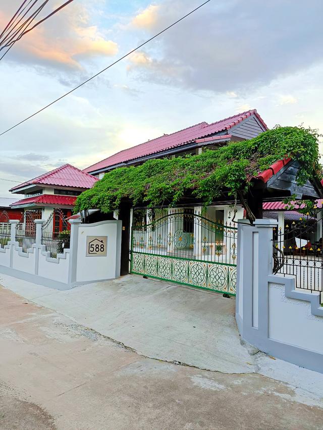 บ้านเดี่ยวมือสอง รีโนเวทพร้อมเข้าอยู่ กลางเมืองลับแล จ.อุตรดิตถ์ 1