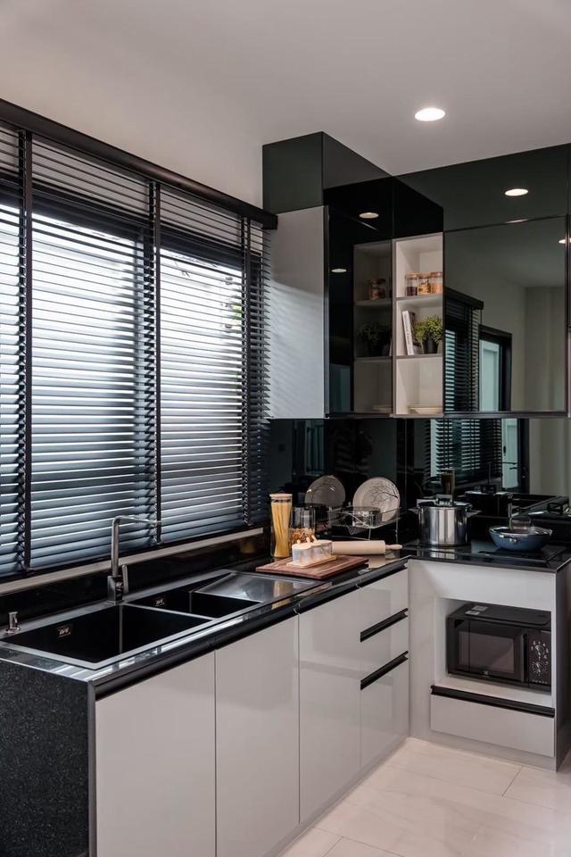 ขายถูกบ้านเดี่ยว 2 ชั้น หมู่บ้านไฮบิวรี่ วัชรพล-รามอินทรา Highbury Watcharapol-Ramindra ขนาด 60 ตรว. 4 นอน 6 น้ำ เป็นบ้านตัวอย่าง บ้านหรู ใกล้รถไฟฟ้า 10